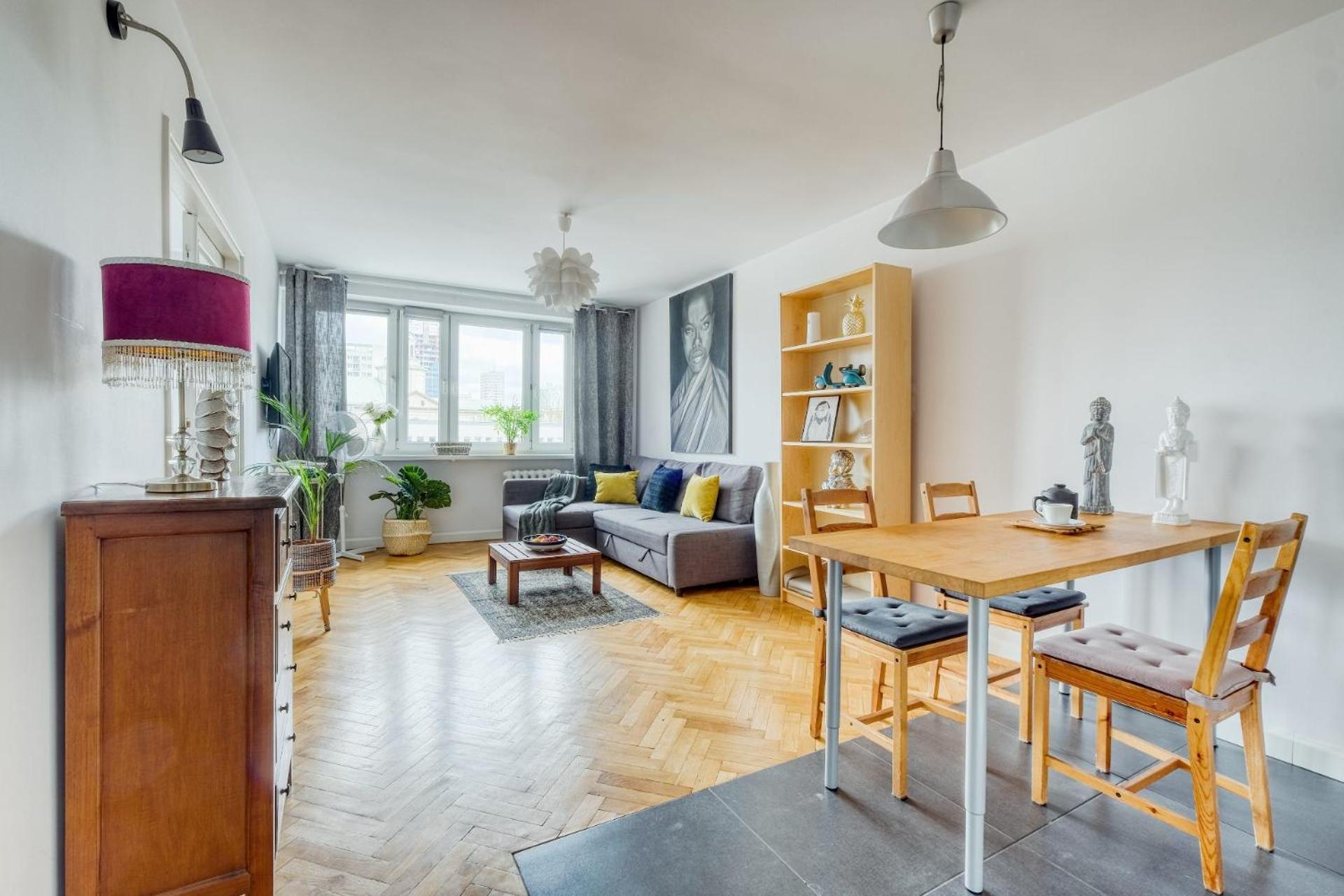Apartment Full Location In Center *